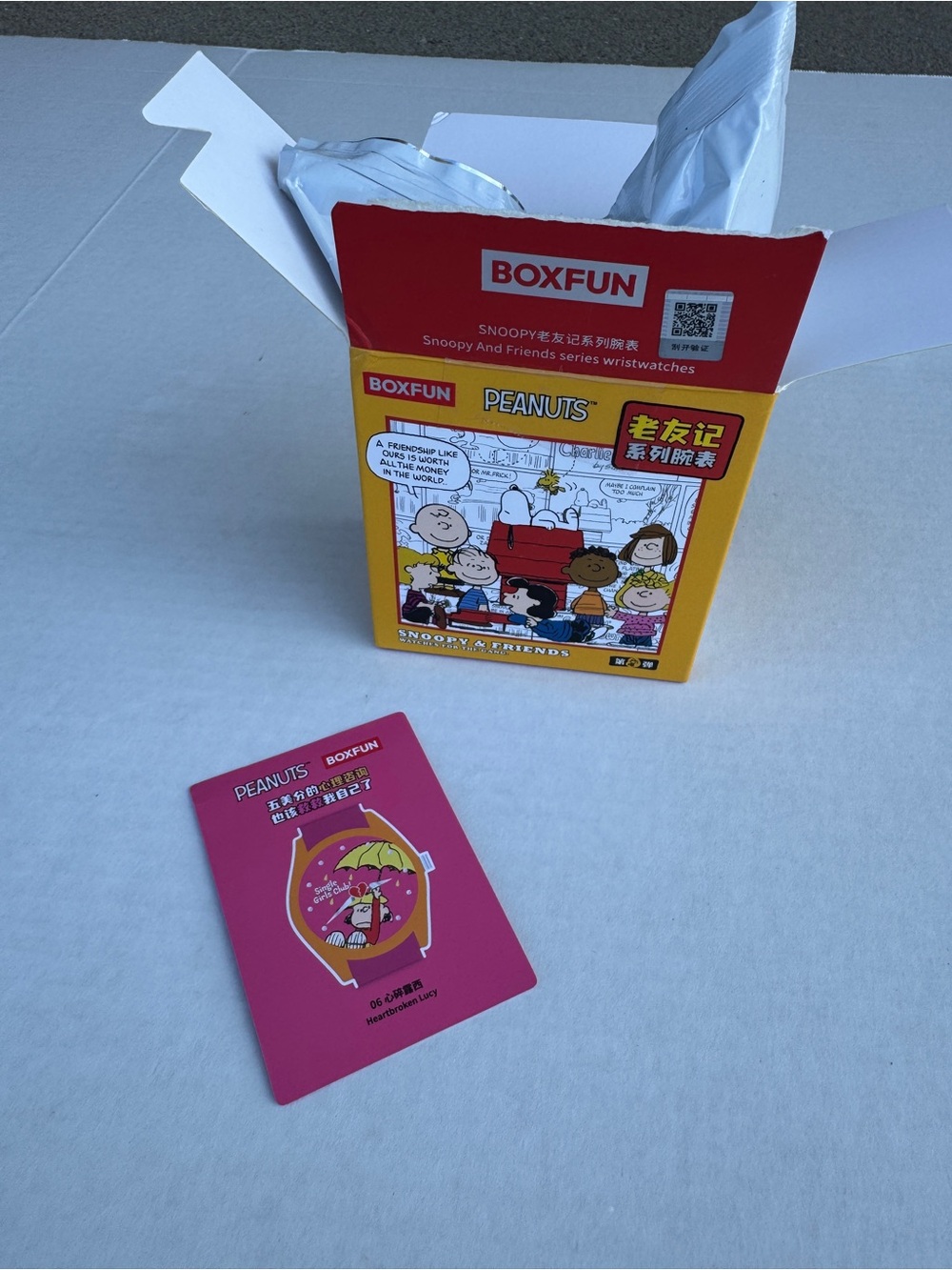 Peanuts Blind Box, watch Lucy- “Single Girls Club” opened box, sealed watch